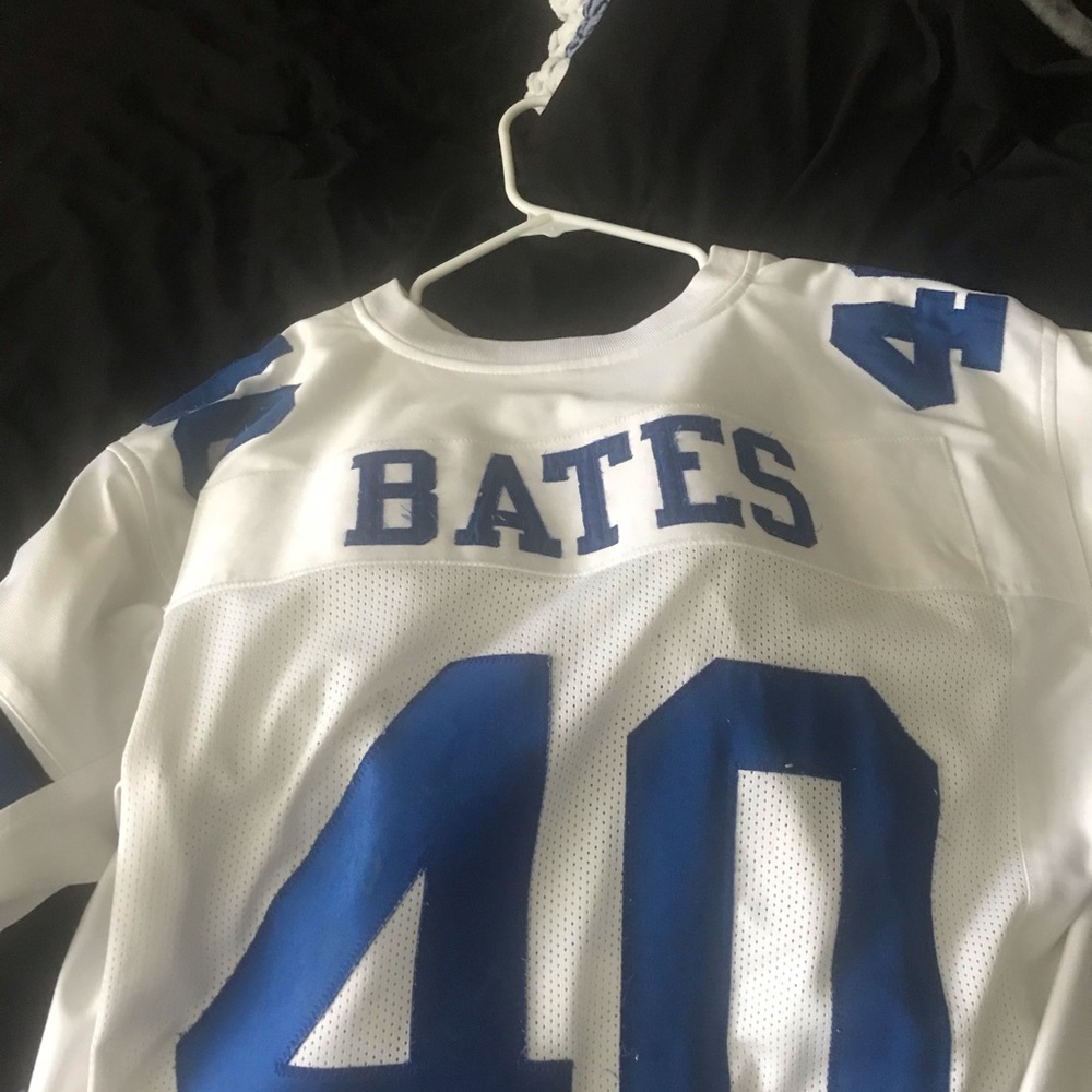 Signed Bill Bates XL NFL JERSEY NOW HE signed with a White Pen!! Can Barely see